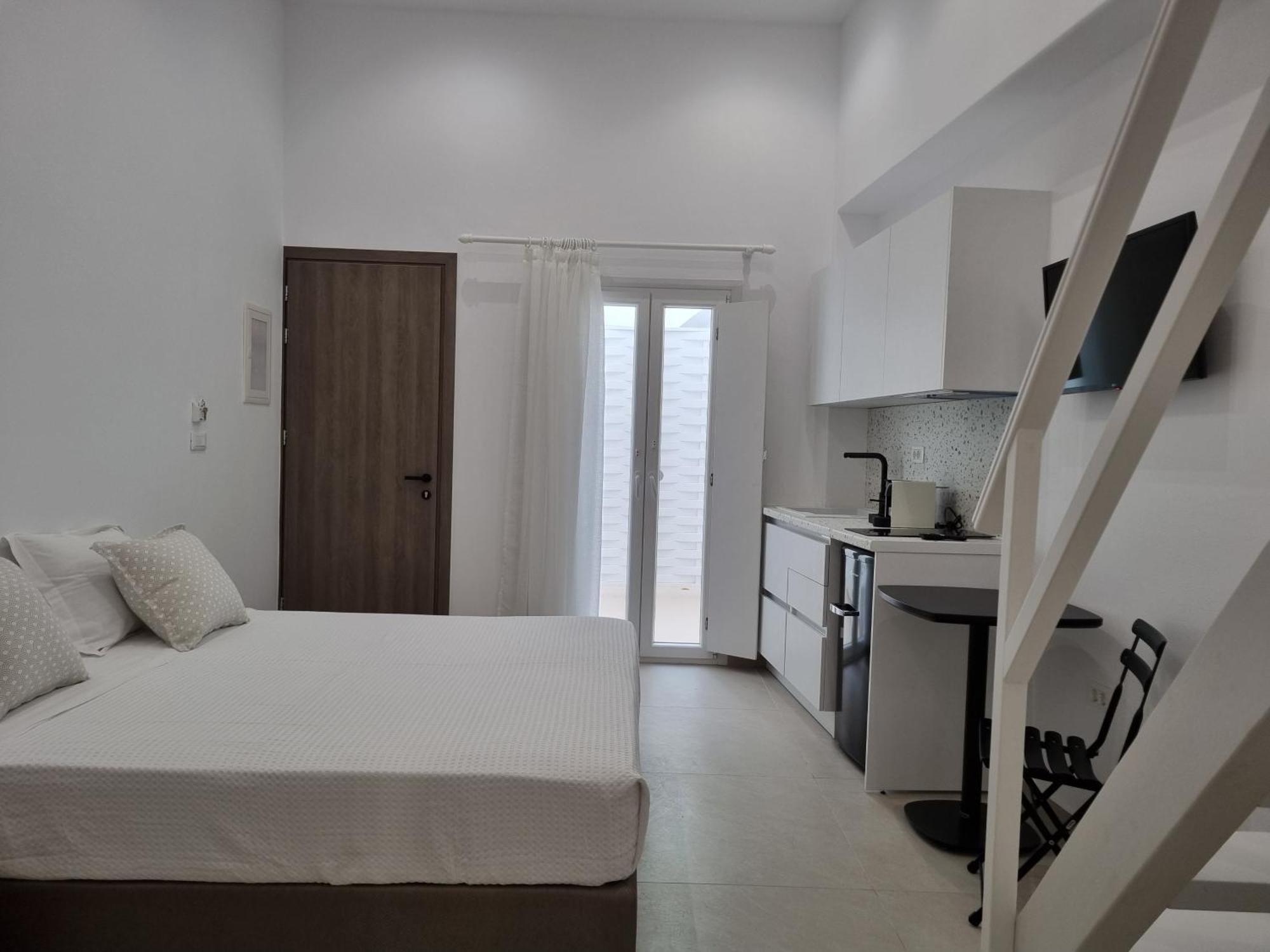 Majo Suites Hotel Αγία Άννα Εξωτερικό φωτογραφία